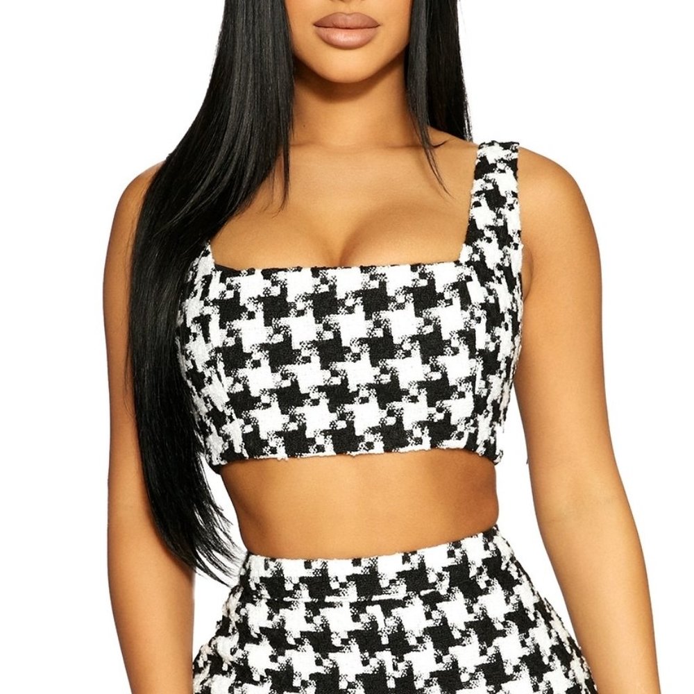 Naked wardrobe houndstooth cropped tank top